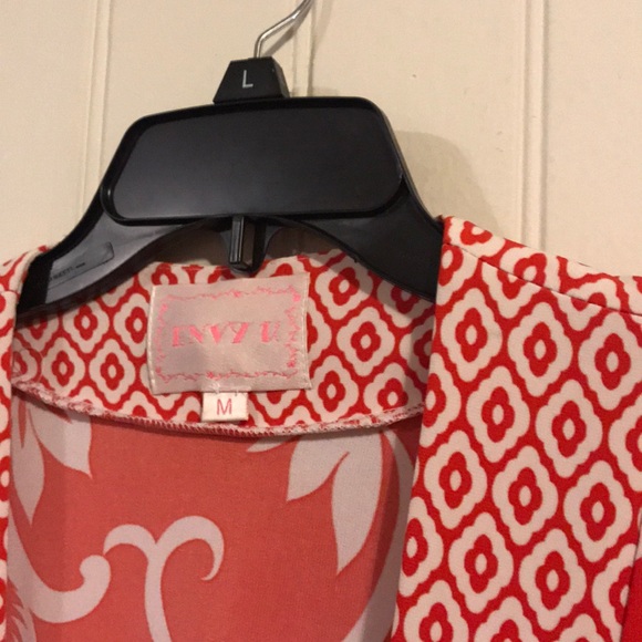 ENVY U Blouse 😍 - Picture 2 of 4